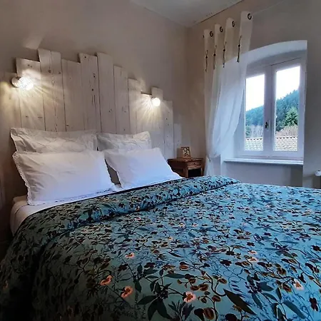 بيت ضيافة Chambres D'hotes La Maison Sous Les Etoiles Sembadel