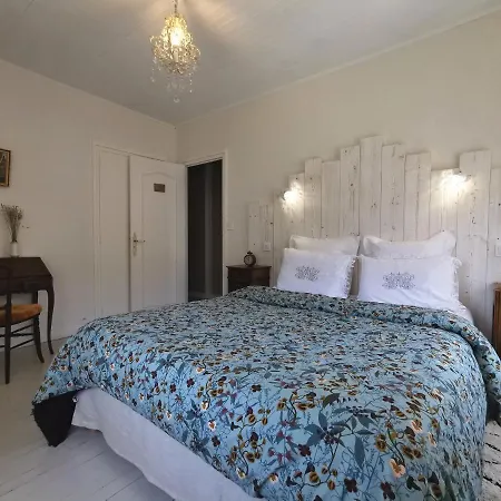 بيت ضيافة Chambres D'hotes La Maison Sous Les Etoiles Sembadel