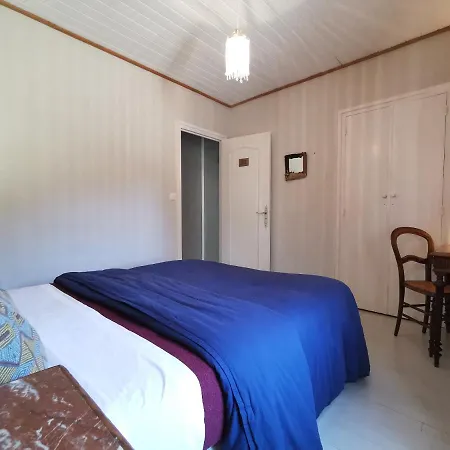 بيت ضيافة Chambres D'hotes La Maison Sous Les Etoiles Sembadel